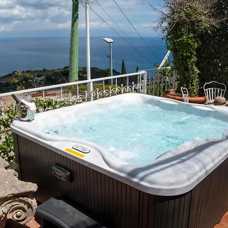 Dream View 4*